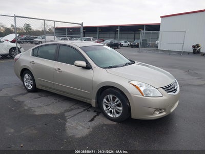 Nissan Altima 2010