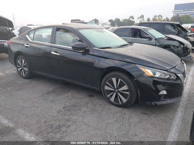 Nissan Altima 2019