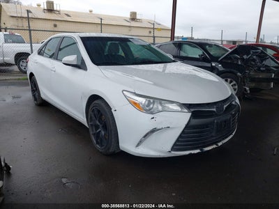 TOYOTA CAMRY 2016