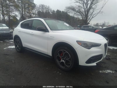 Alfa Romeo Stelvio 2024