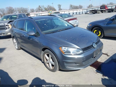 Volkswagen Golf Sportwagen 2016