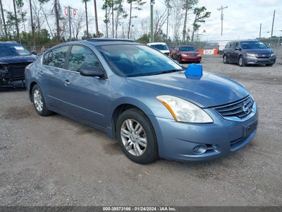 Nissan Altima 2012