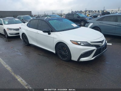 Toyota Camry 2021