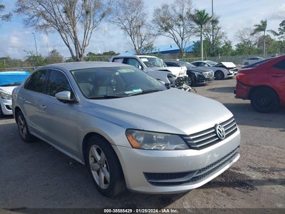 Volkswagen Passat 2012