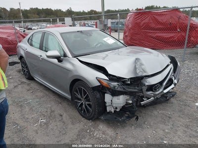 Toyota Camry 2022