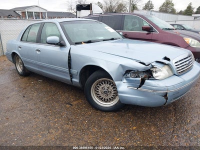 Ford Crown victoria 2001