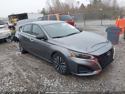Nissan Altima 2024