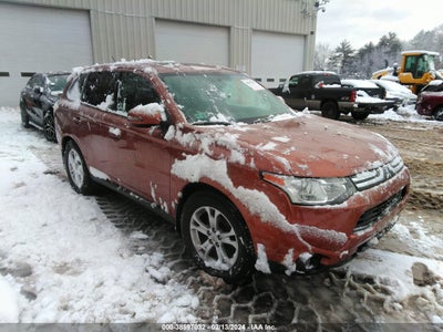Mitsubishi Outlander 2014