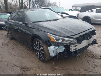 Nissan Altima 2020