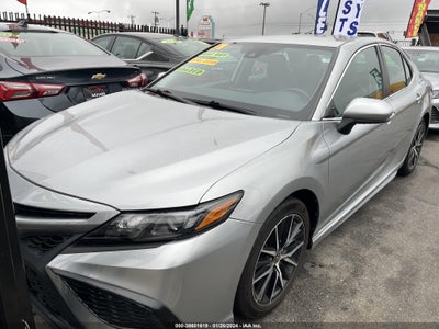TOYOTA CAMRY 2021