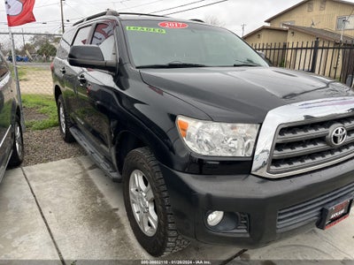 TOYOTA SEQUOIA 2017