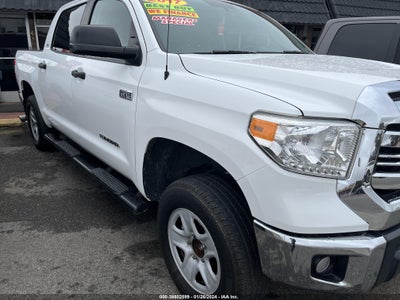 TOYOTA TUNDRA 2017
