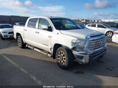 Toyota Tundra 2017