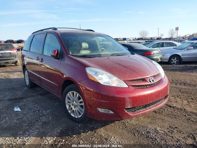Toyota Sienna 2008