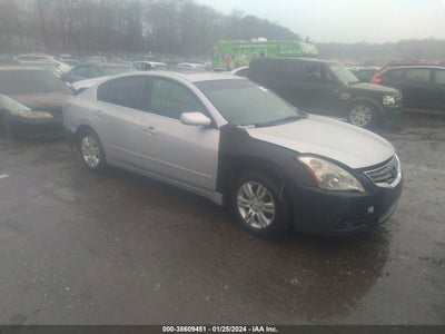 Nissan Altima 2011