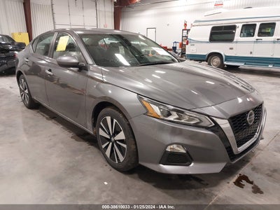 Nissan Altima 2022