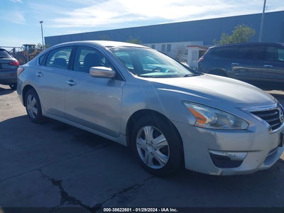 Nissan Altima 2015