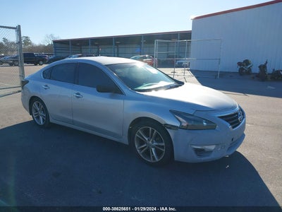 Nissan Altima 2014