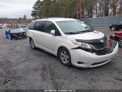 Toyota Sienna 2011