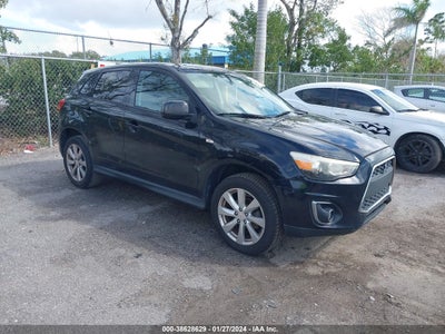 Mitsubishi Outlander sport 2015