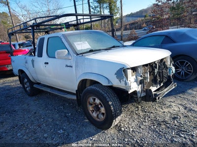 Nissan Frontier 2000