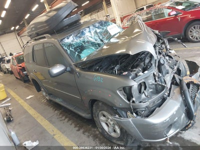 Toyota Sequoia 2004