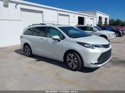 Toyota Sienna 2023