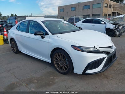 Toyota Camry 2024