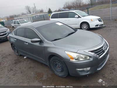 Nissan Altima 2015
