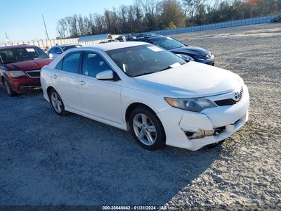 Toyota Camry 2014