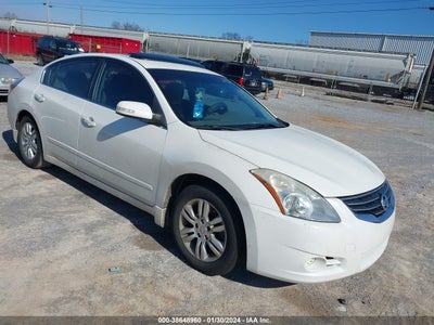 Nissan Altima 2012