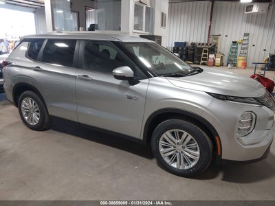 Mitsubishi Outlander phev 2024