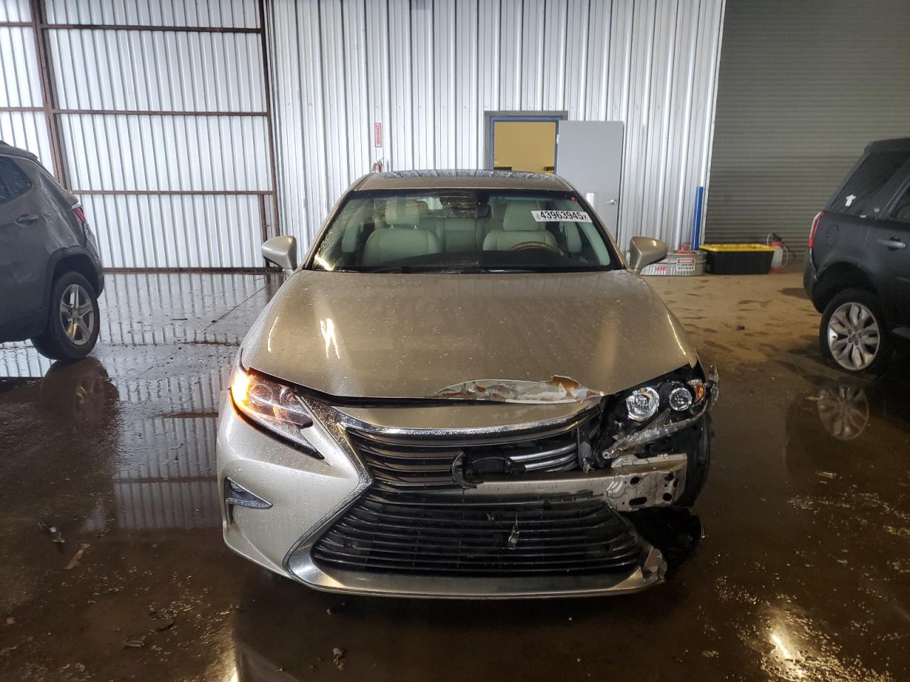 JTHBW1GG6H2141380 LEXUS ES 300H с аукциона США | Day Drive