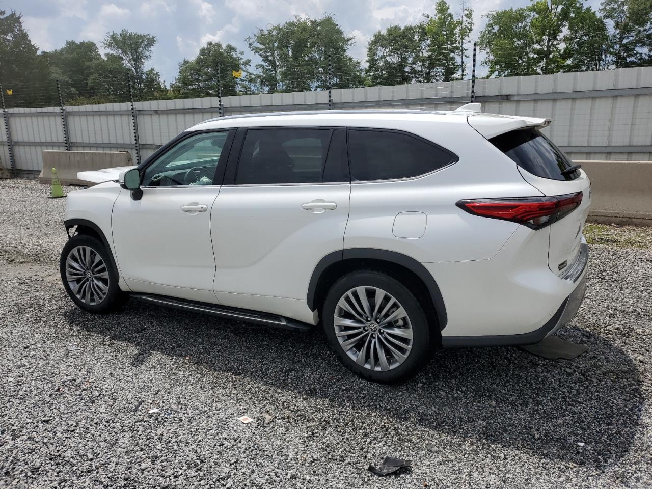 5TDFZRAHXMS035656 TOYOTA HIGHLANDER с аукциона США | Day Drive