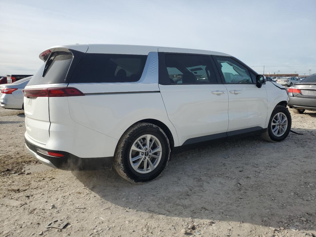 KNDNB4H30R6360496 KIA CARNIVAL L с аукциона США | Day Drive