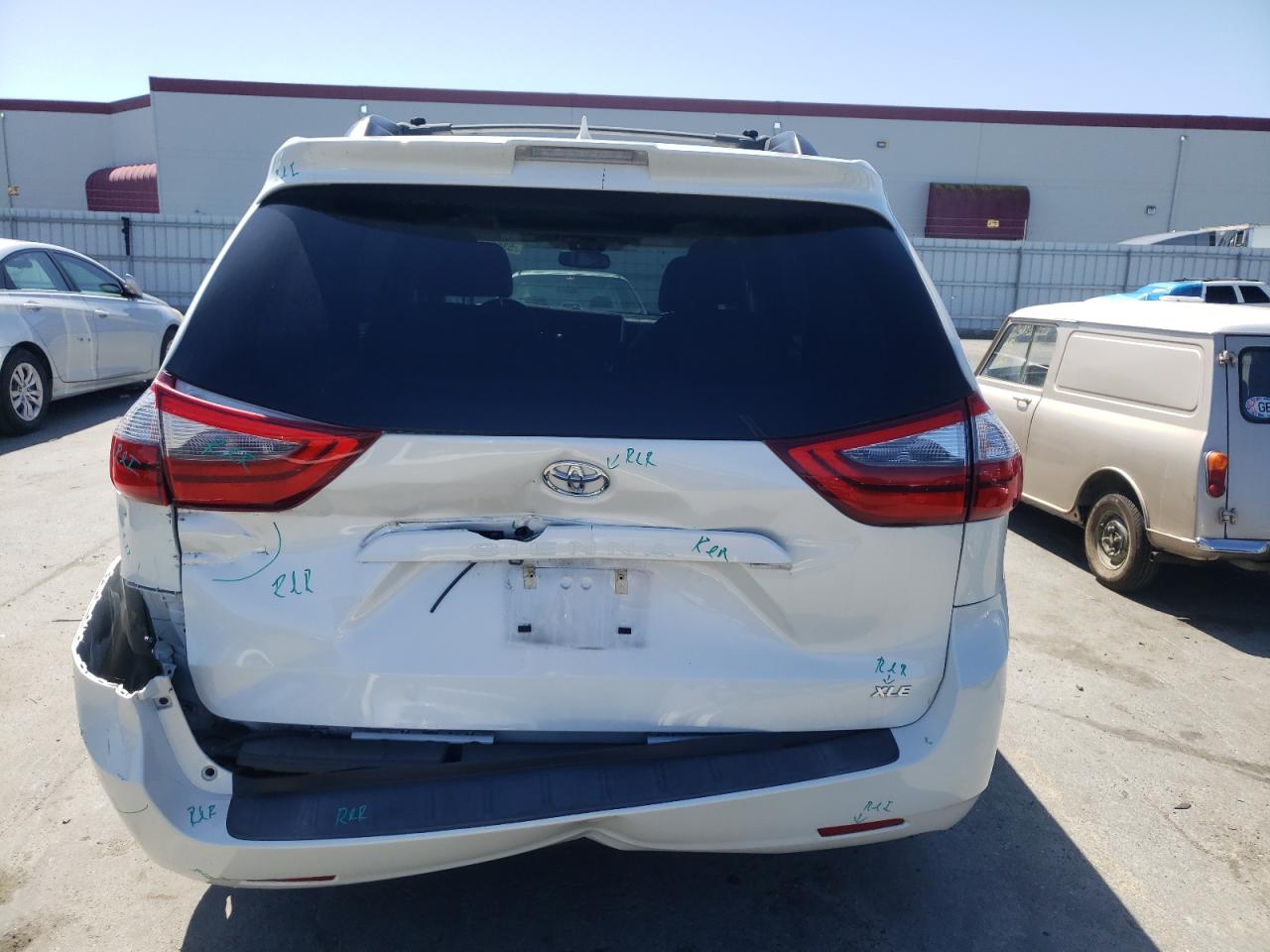 5TDYZ3DC7LS048868 TOYOTA SIENNA XLE с аукциона США | Day Drive