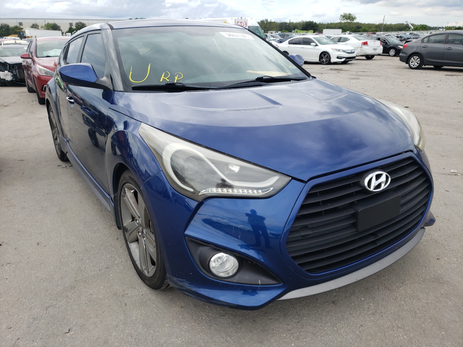 HYUNDAI VELOSTER 2015