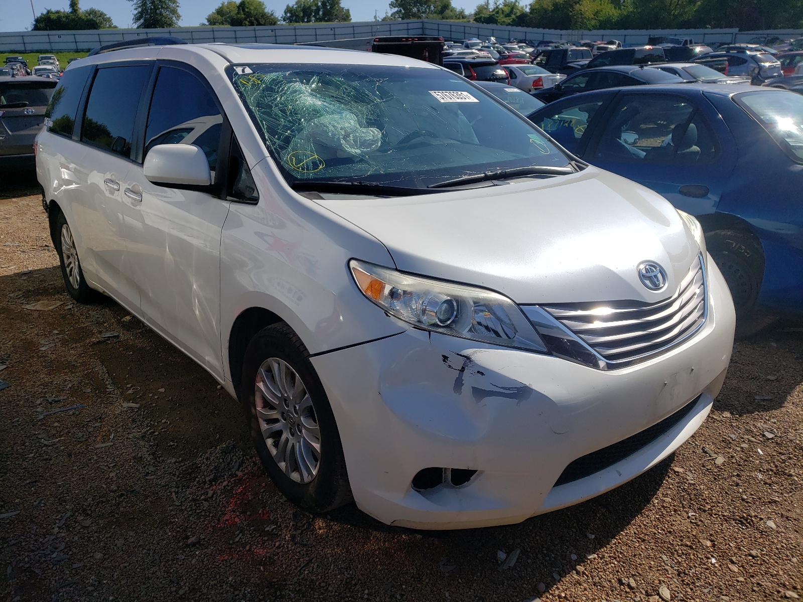 Toyota Sienna 2015