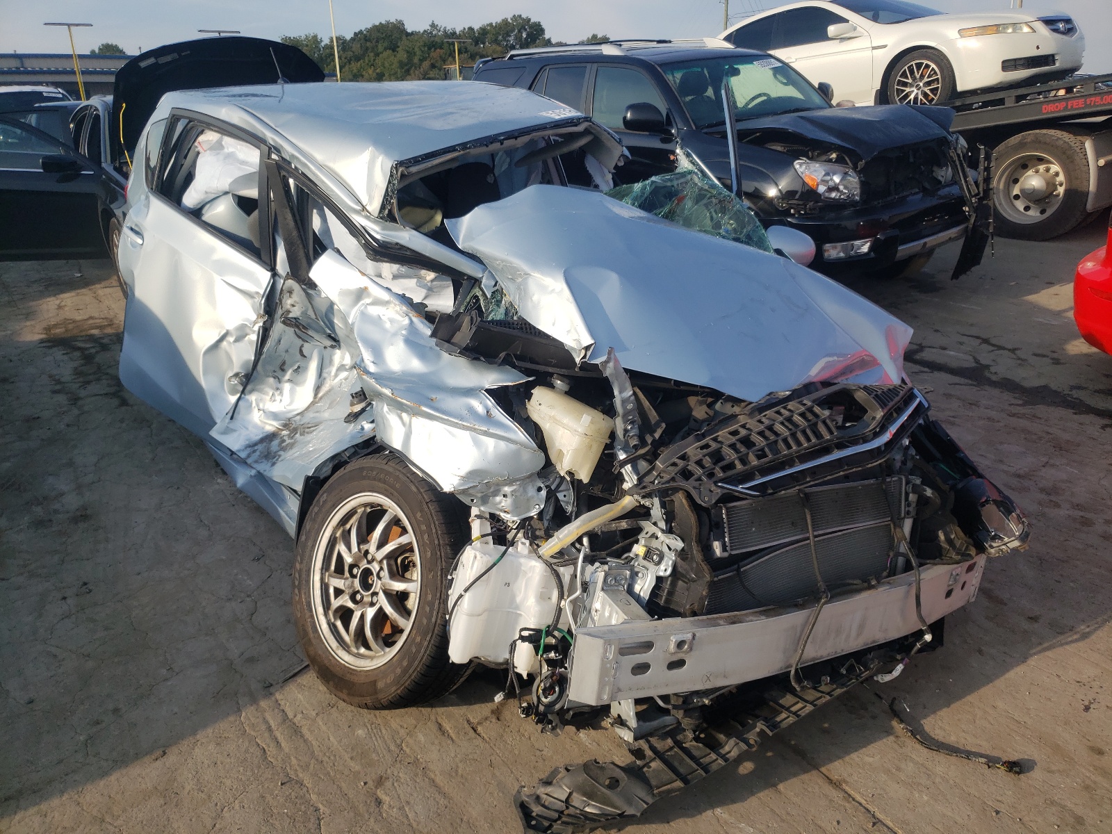 TOYOTA PRIUS V 2013