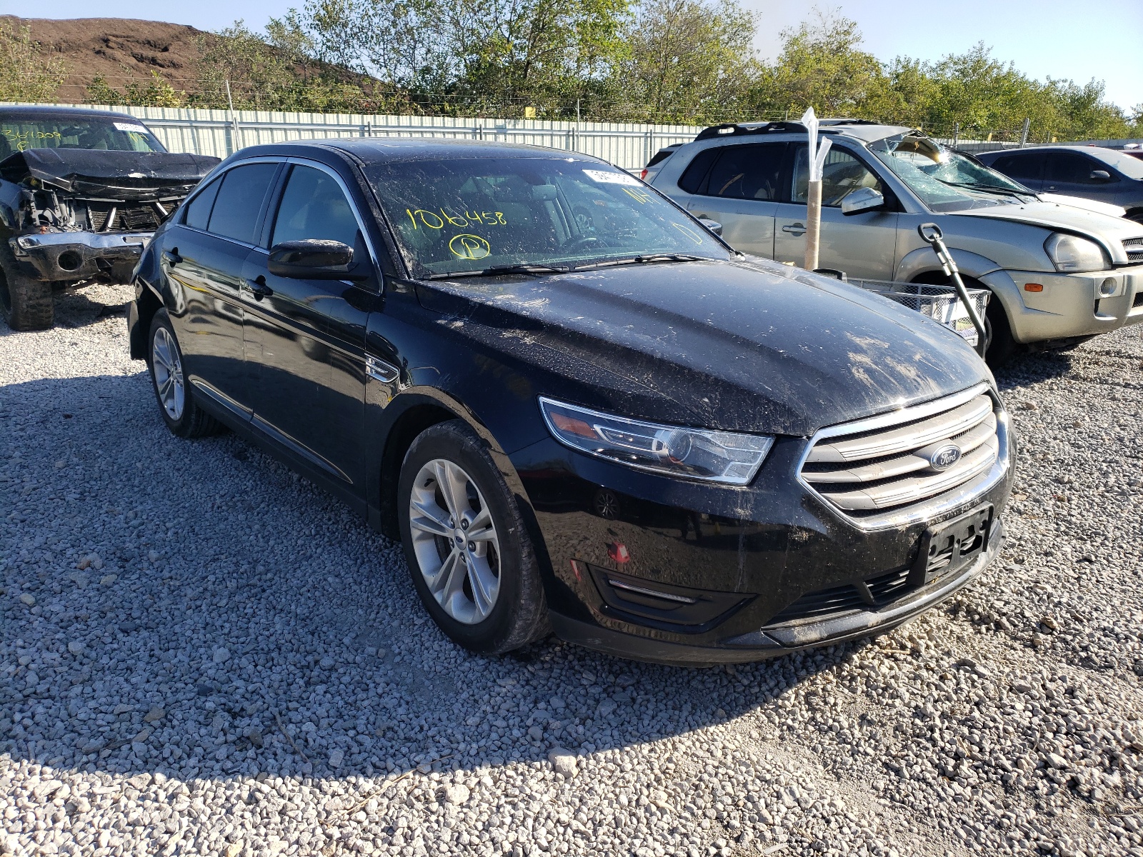 FORD TAURUS SEL 2017
