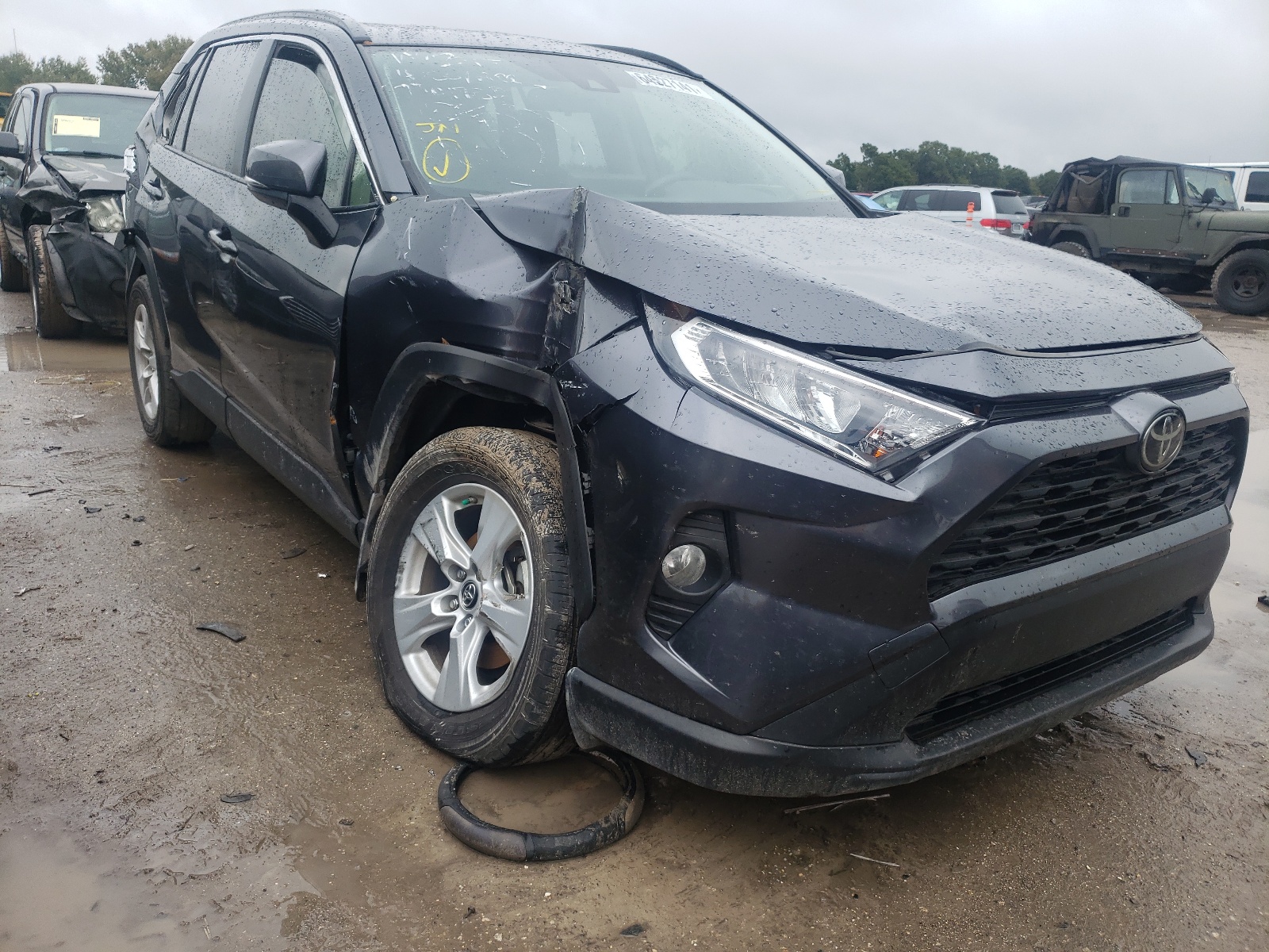 TOYOTA RAV4 XLE 2019
