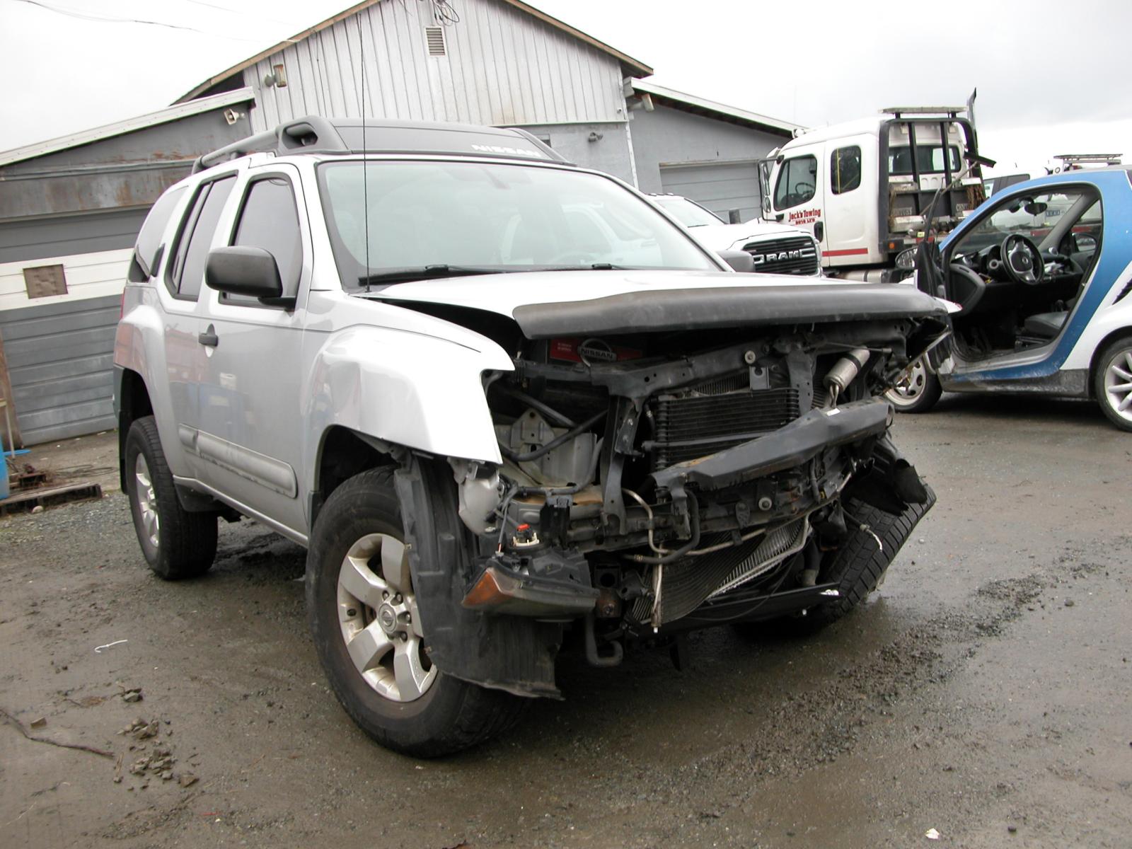 NISSAN XTERRA OFF 2012