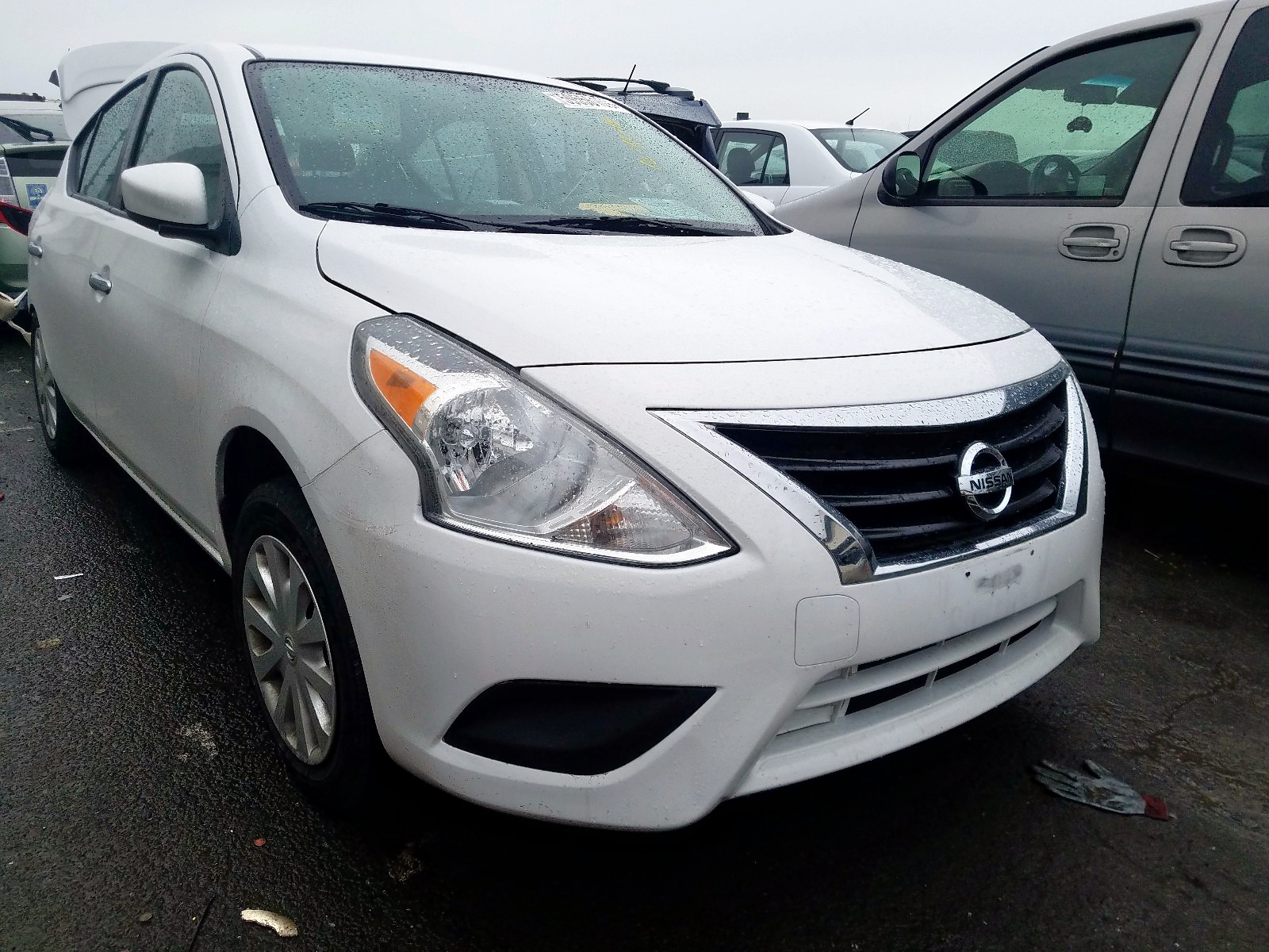 NISSAN VERSA 2018
