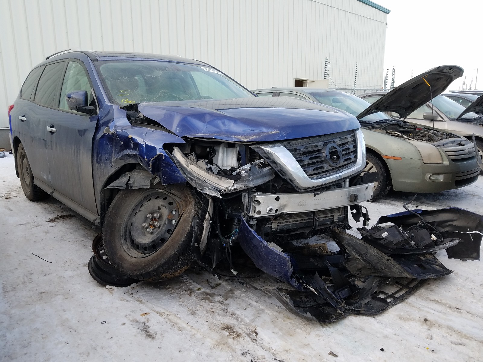 NISSAN PATHFINDER 2018