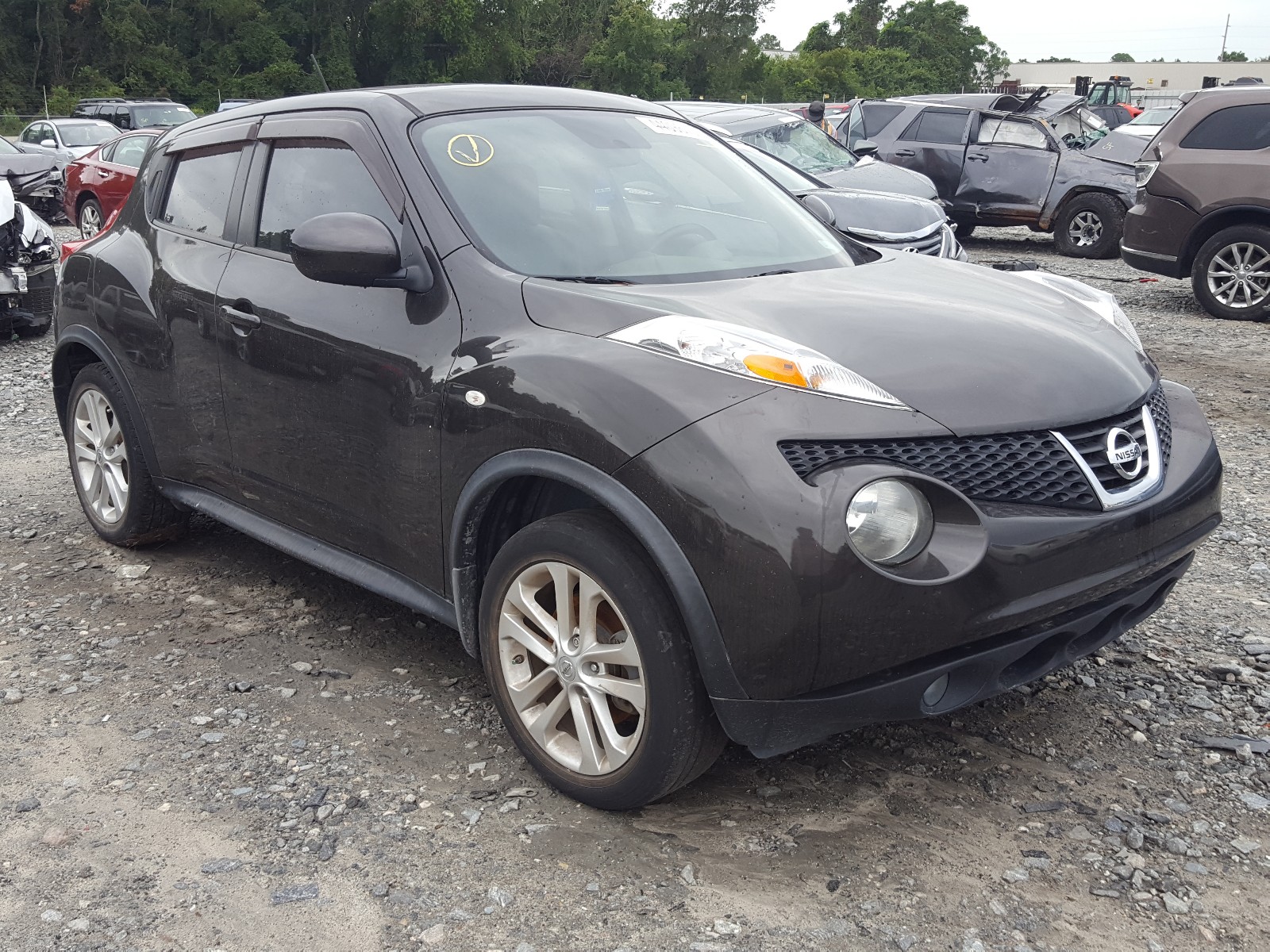 NISSAN JUKE 2012