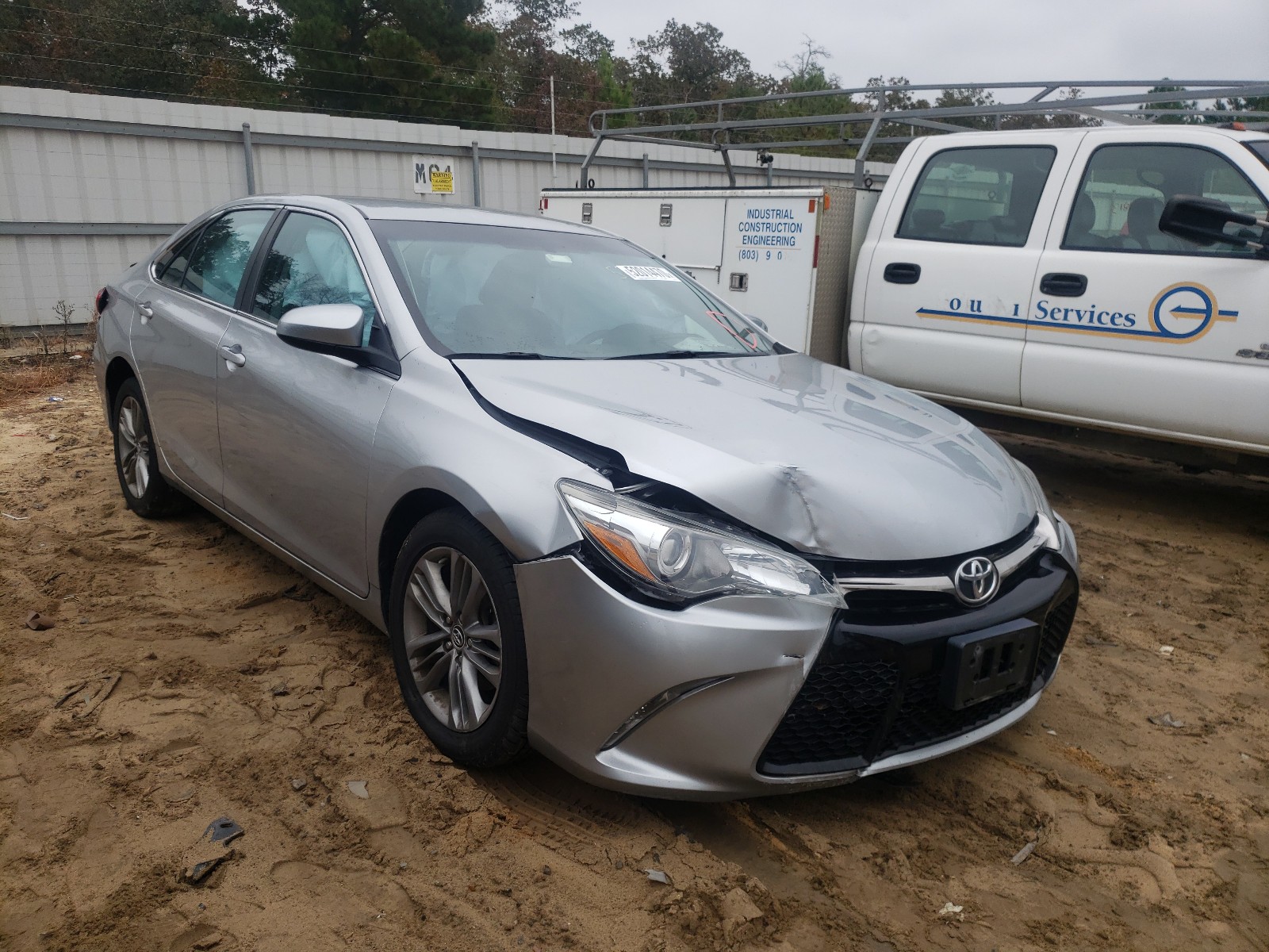 TOYOTA CAMRY LE 2015