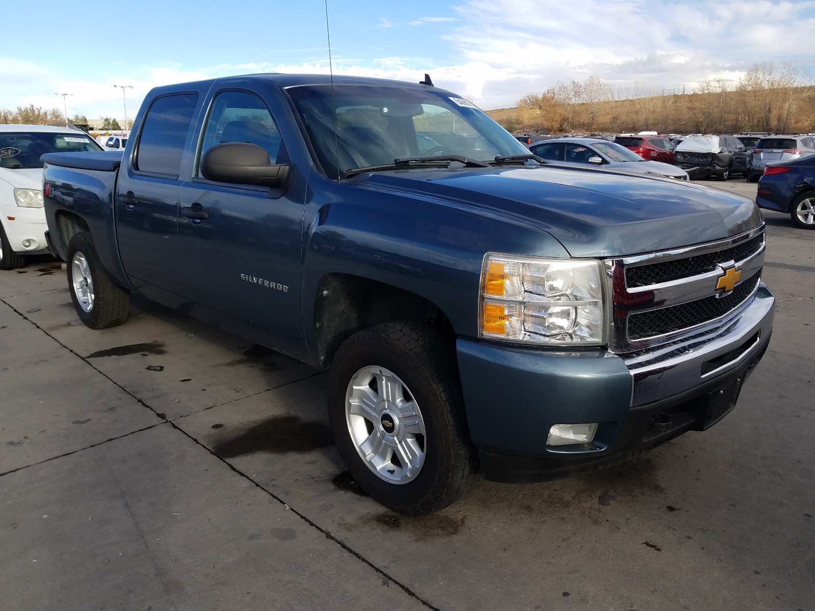 CHEVROLET SILVERADO 2011