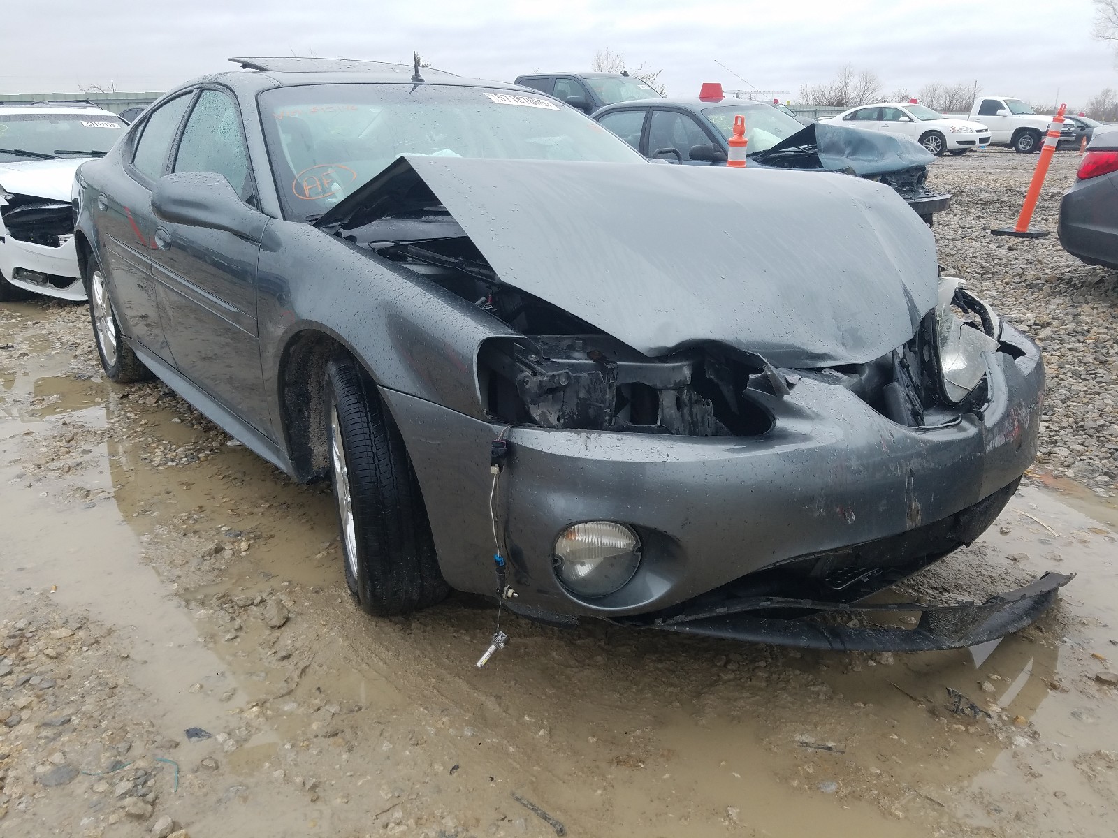 PONTIAC GRAND PRIX 2005