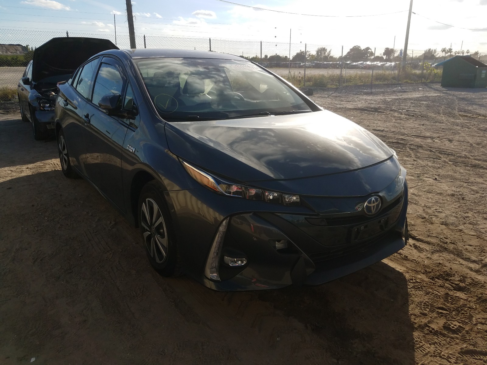 TOYOTA PRIUS 2017