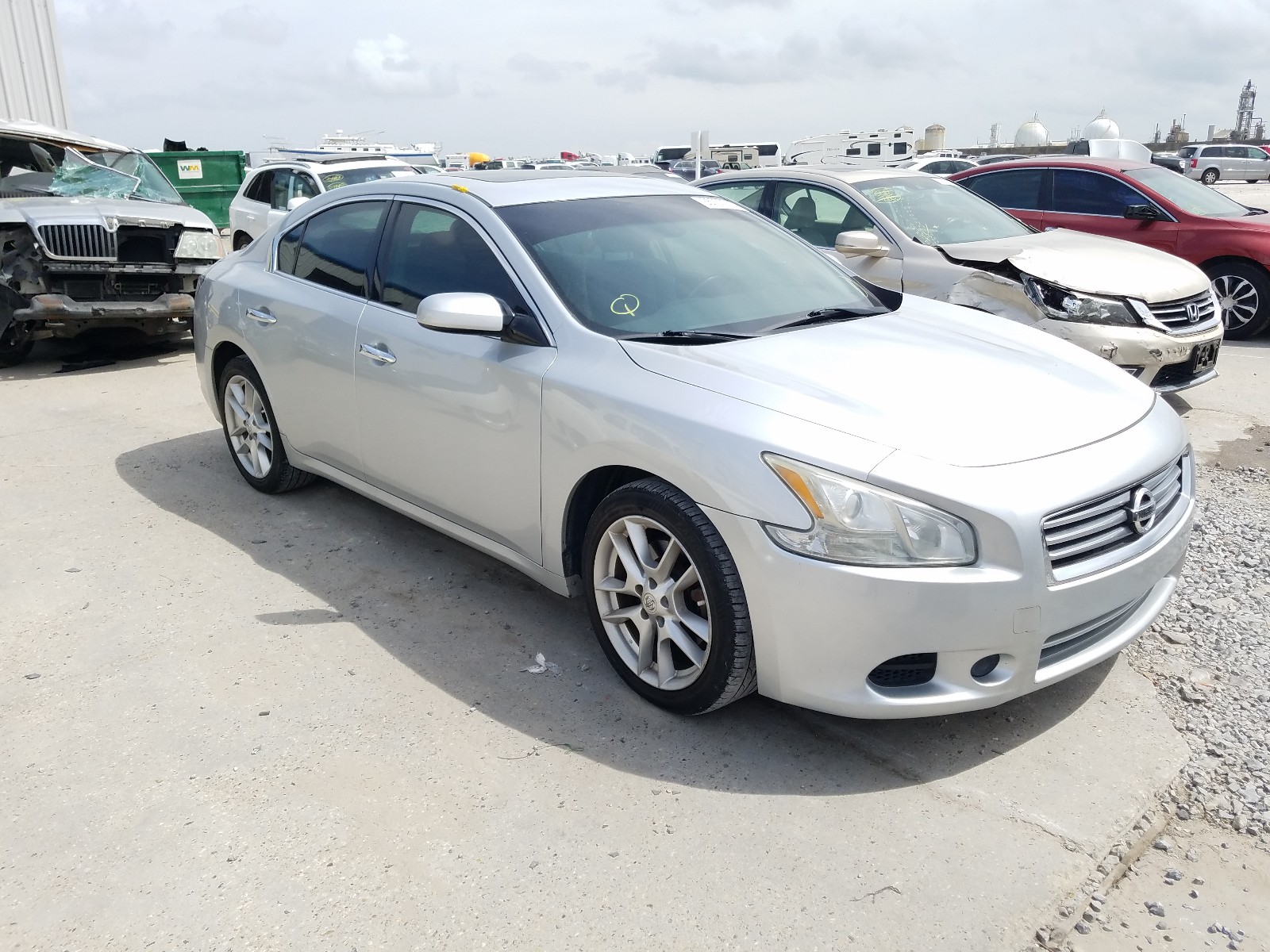 NISSAN MAXIMA 2013